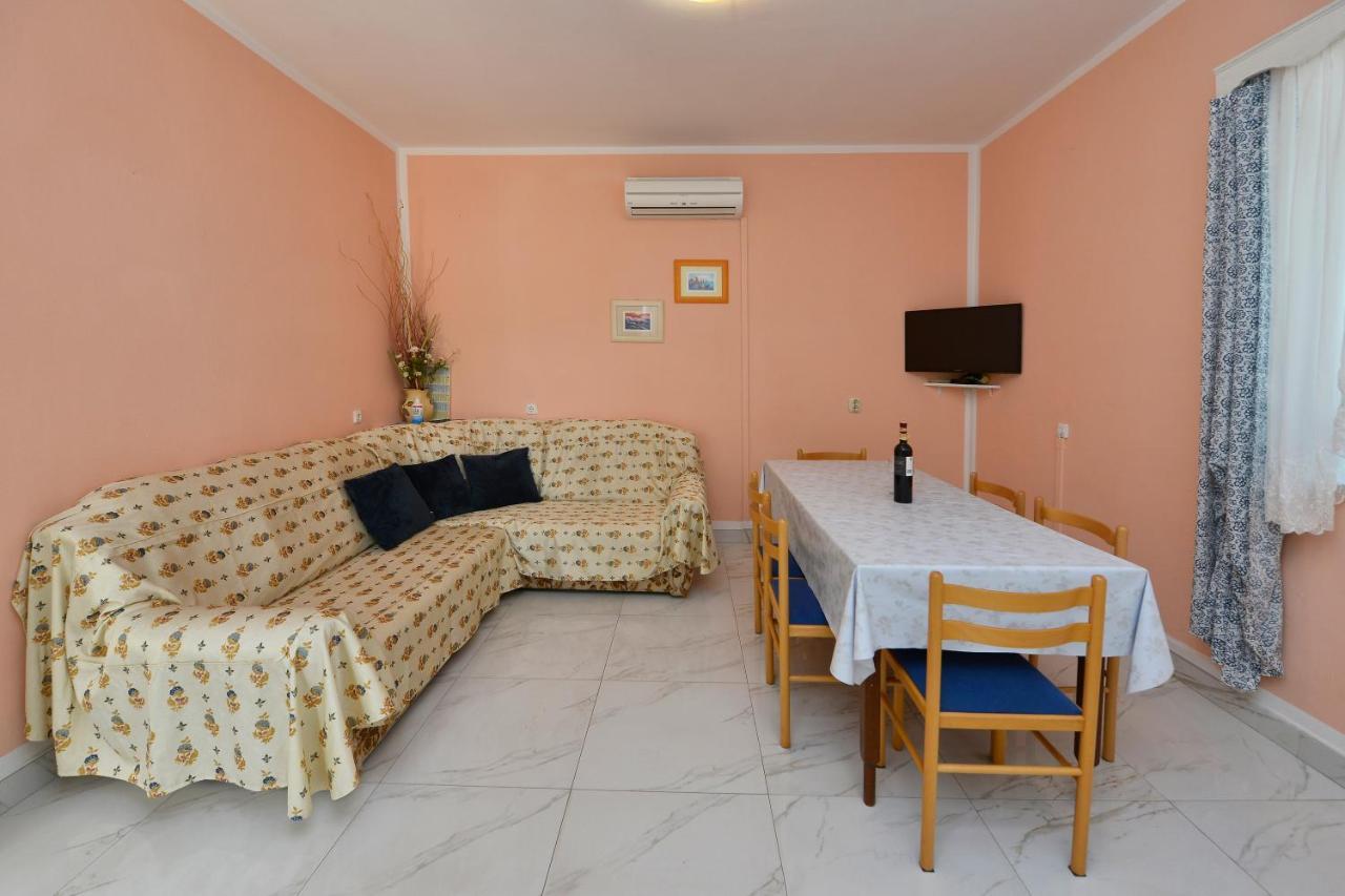 Apartments Ella Porec Ngoại thất bức ảnh