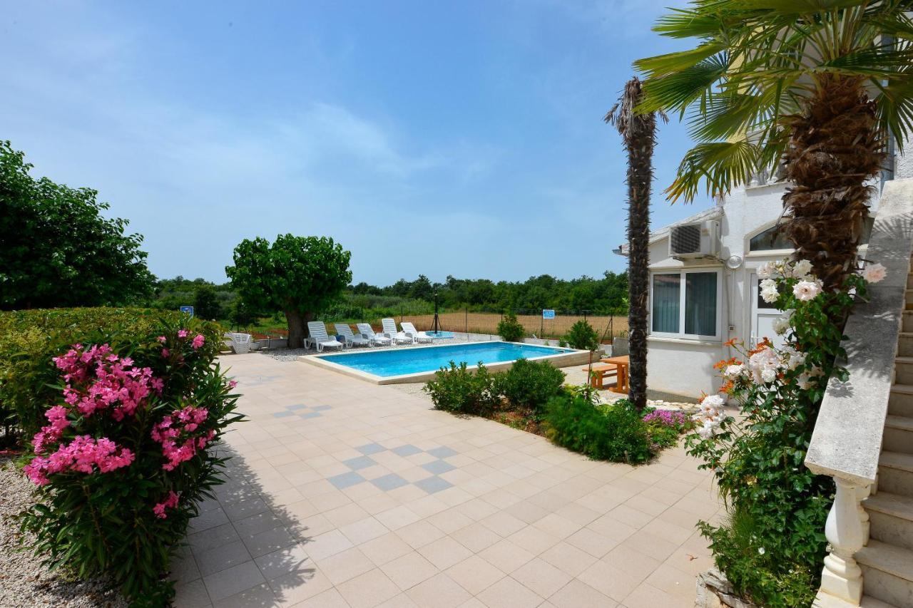 Apartments Ella Porec Ngoại thất bức ảnh