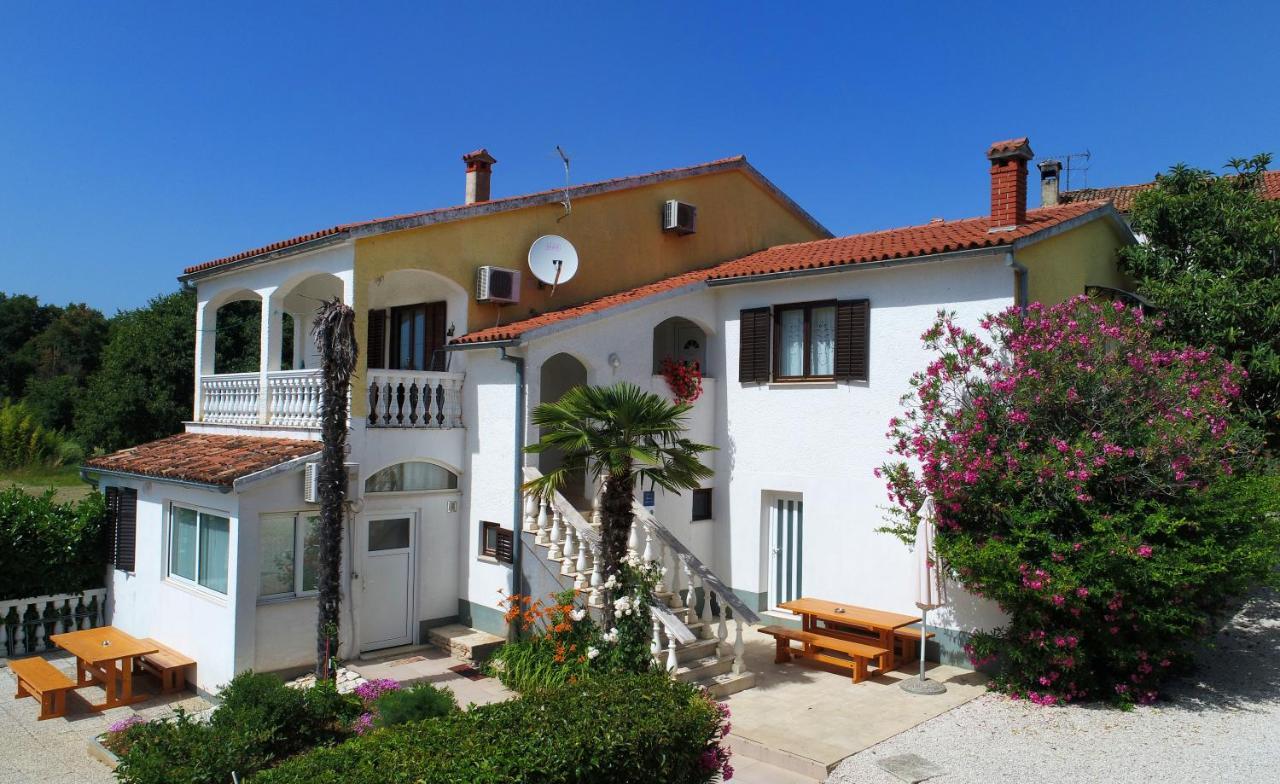 Apartments Ella Porec Ngoại thất bức ảnh
